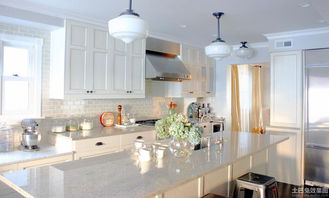極簡與功能的融合 專業(yè)解析北歐風(fēng)格大理石臺(tái)面廚房設(shè)計(jì)